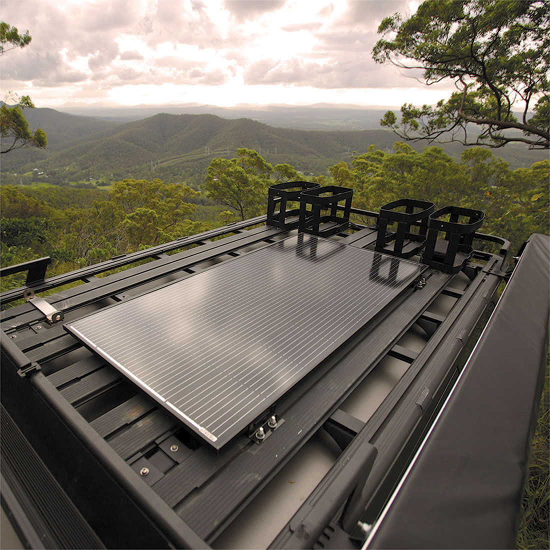 Hardkorr 170W Fixed Solar Panel, , scaau_hi-res