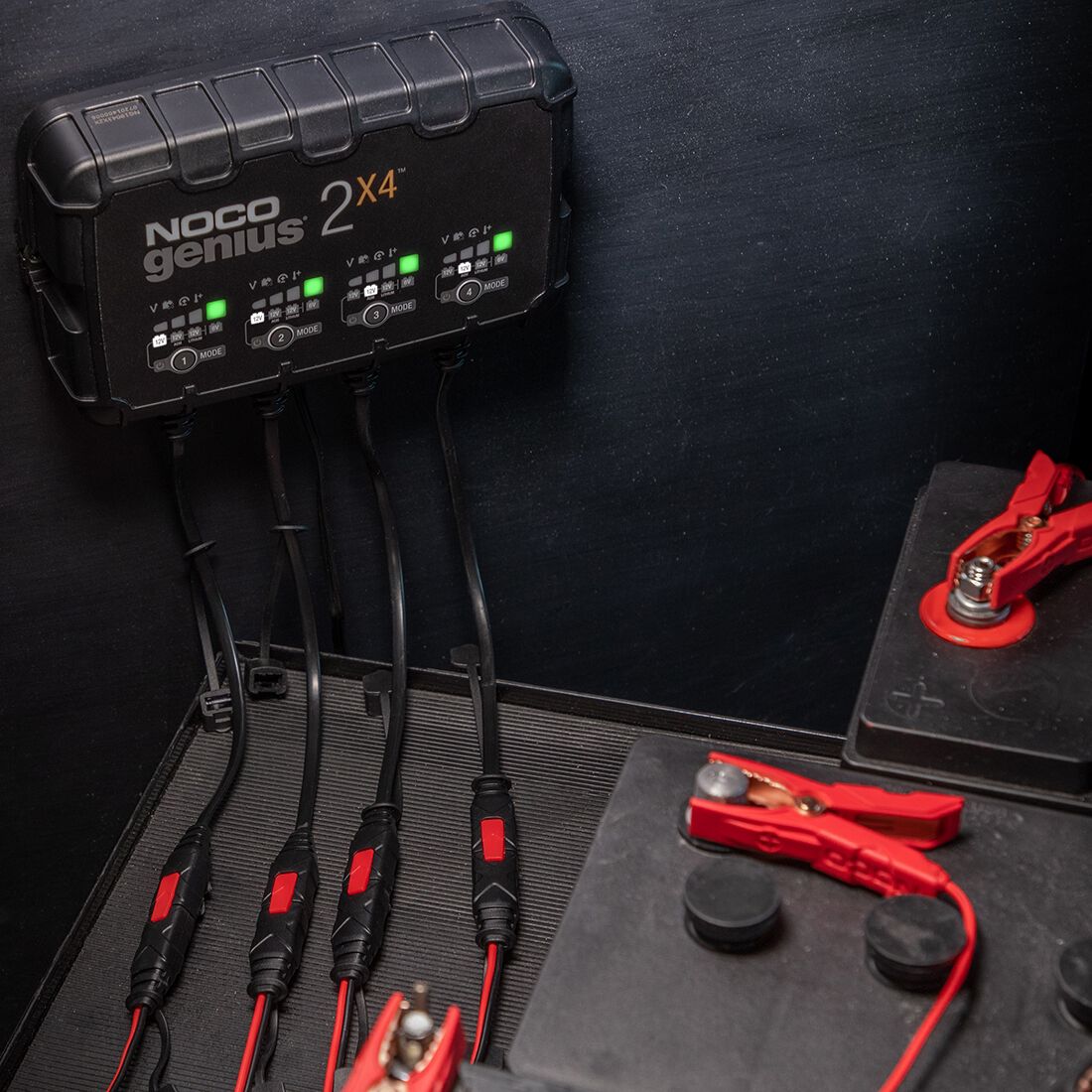 NOCO Genius 2X4 Smart Battery Charger 6V/12V 4-Bank 8 Amp, , scaau_hi-res