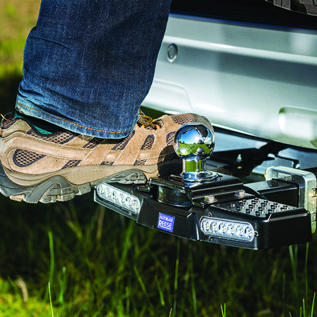 Hayman Reese LED Hitch Step, , scaau_hi-res