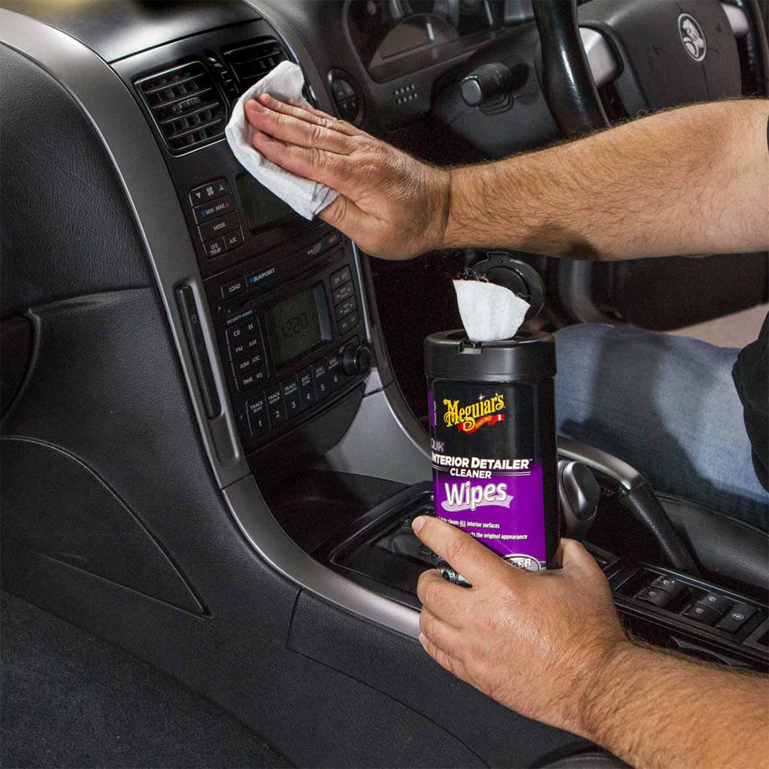 Meguiar's Quik Interior Detailer Wipes - 30 Pack, , scaau_hi-res