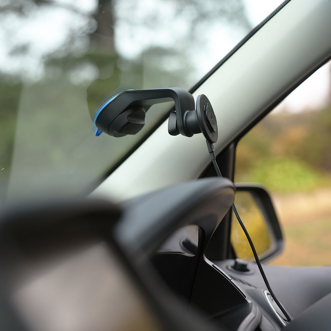 Quad Lock Windscreen / Dash Car Mount, , scaau_hi-res